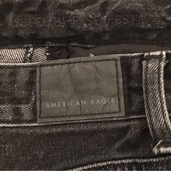 American Eagle 2 Super Hi-Rise Festival Denim Shorts Women’s Faded Black 2020 - Picture 7 of 10